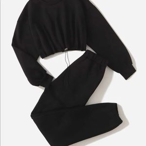 Doesnt fit my size cz im short but its amazing.wore it one time only